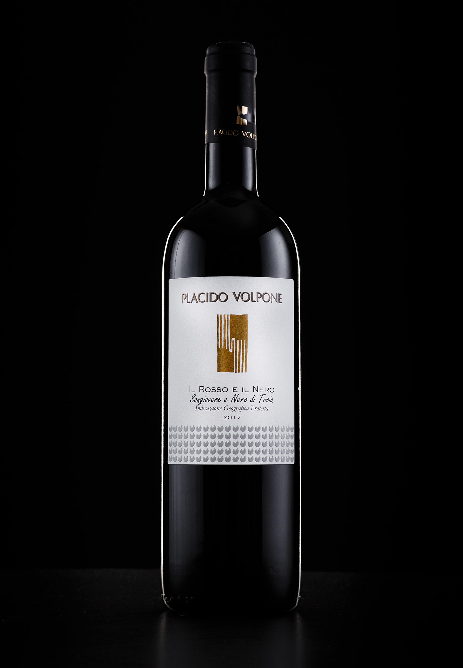 IL-ROSSO-E-IL-NERO-SANGIOVESE-E-NERODI-TROIA-PLACIDO-VOLPONE